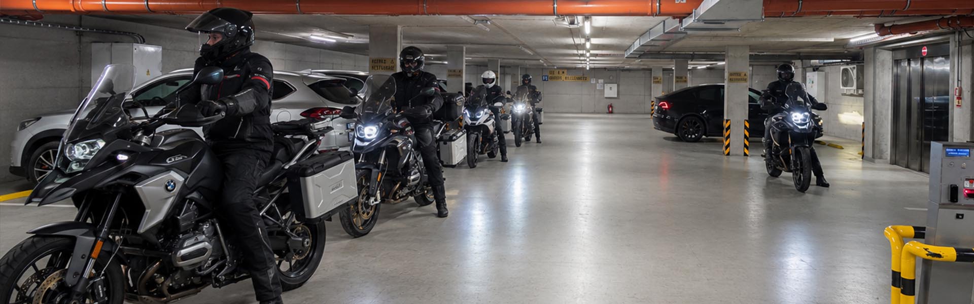 EFI SPA Hotel Superior & Brewery - Parking in garages